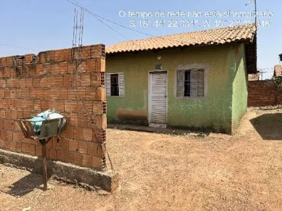 Casa com 2 Quartos à venda, 180m² no Girassol, Cocalzinho de Goiás