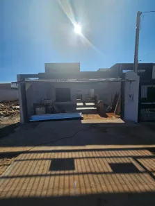 Casa com 3 Quartos à venda, 108m² no Jardim Dias I, Maringá