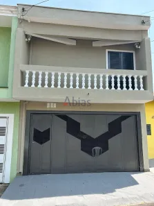 Casa com 3 Quartos para alugar, 125m² no Vila Santa Madre Cabrini, São Carlos