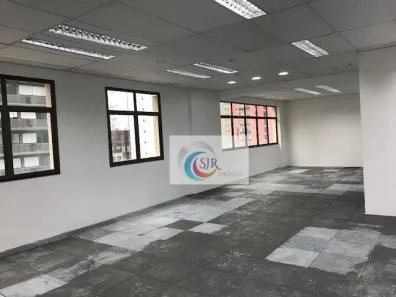 Sala Comercial para alugar, 130m² no Vila Olímpia, São Paulo