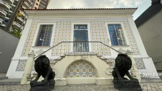Prédio Comercial para alugar, 320m² no Reduto, Belém