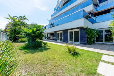 Apartamento com 3 Quartos para alugar, 198m² no Vila Assunção, Porto Alegre