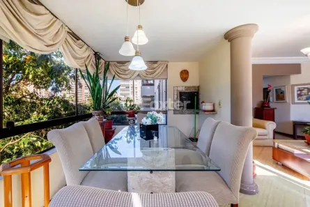 Apartamento com 2 Quartos à venda, 79m² no Passo da Areia, Porto Alegre