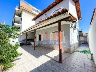 Casa com 2 Quartos à venda, 213m² no Piratininga, Niterói