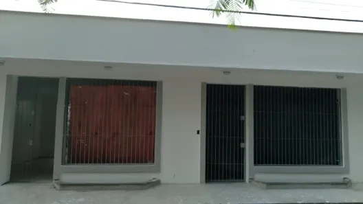 Imóvel Comercial com 5 Quartos para alugar, 180m² no Marambaia, Belém