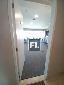 Sala Comercial à venda, 80m² no Green Valley Alphaville, Barueri