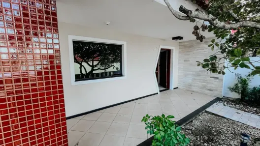 Casa de Condomínio com 3 Quartos à venda, 225m² no Ponto Novo, Aracaju