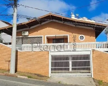 Casa com 3 Quartos à venda, 288m² no Centro, Vinhedo