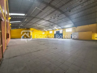 Galpão/Depósito/Armazém para alugar, 2000m² no Custódio Pereira, Uberlândia