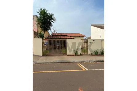 Casa com 3 Quartos à venda, 172m² no Setor Granjeiro, Jataí