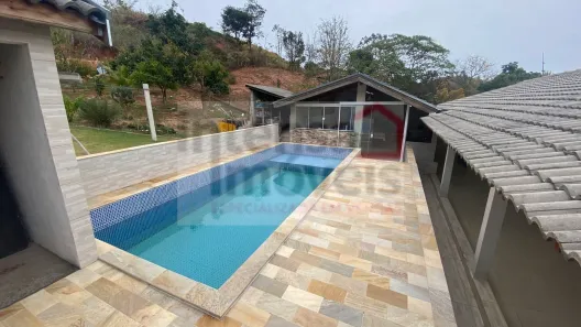 Fazenda/Sítio com 2 Quartos à venda, 1100m² no Itapecirica, Taubaté