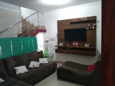 Sobrado com 3 Quartos à venda, 109m² no Jardim Santa Marina, Jacareí