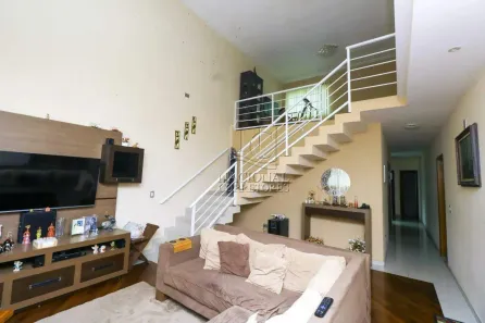 Sobrado com 3 Quartos à venda, 234m² no Parque Erasmo Assunção, Santo André