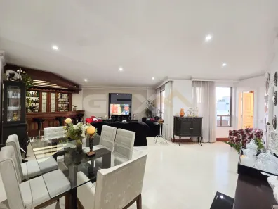 Apartamento com 4 Quartos à venda, 196m² no Centro, Divinópolis