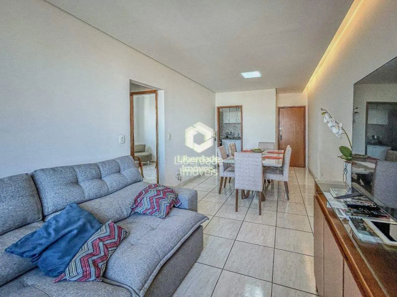 Apartamento com 3 quartos — Carlos Prates, Belo Horizonte