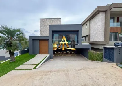 Casa de Condomínio com 4 Quartos à venda, 390m² no Alphaville, Santana de Parnaíba