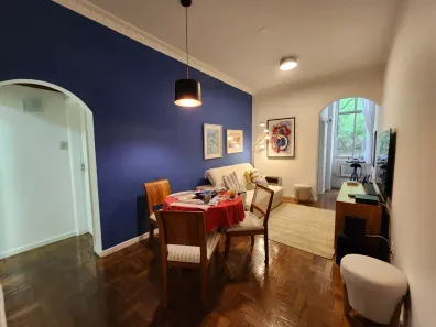 Apartamento com 2 Quartos à venda, 74m² no Leme, Rio de Janeiro