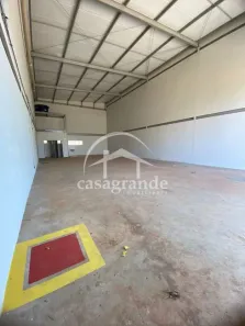 Galpão/Depósito/Armazém para alugar, 200m² no Segismundo Pereira, Uberlândia