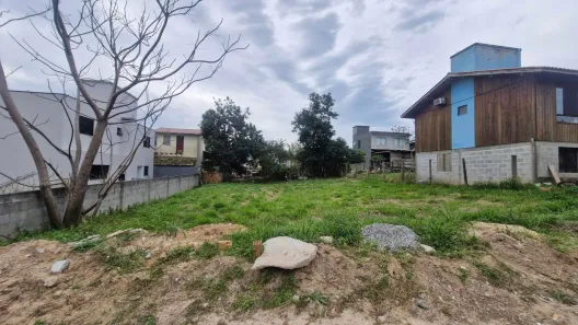 Lote/Terreno à venda, 380m² no Areias do Macacu, Garopaba