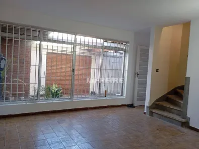 Sobrado com 3 Quartos para alugar, 178m² no Campestre, Santo André