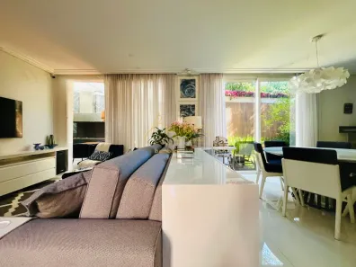 Casa de Condomínio com 4 Quartos à venda, 330m² no Jardim Cordeiro, São Paulo
