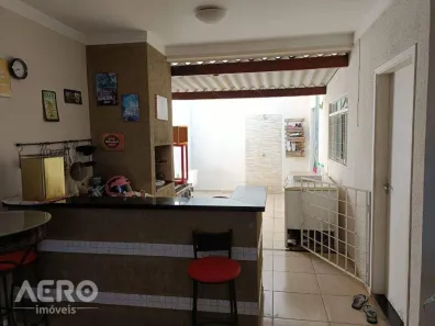 Casa com 3 Quartos à venda, 130m² no Jardim Solange, Bauru