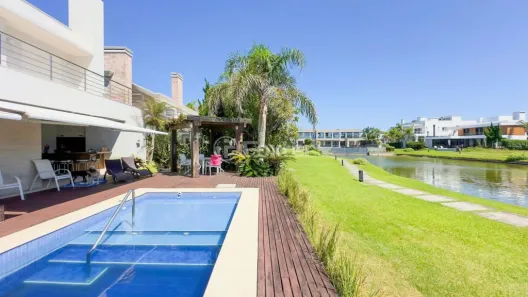 Casa de Condomínio com 5 Quartos à venda, 516m² no , Xangri-Lá