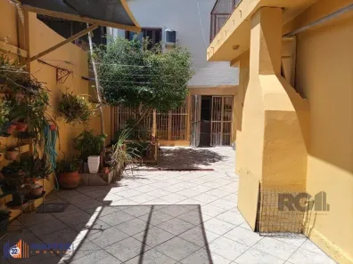Casa com 4 Quartos à venda, 252m² no Vila Ipiranga, Porto Alegre