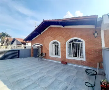 Casa com 3 Quartos à venda, 235m² no Centro, Vinhedo