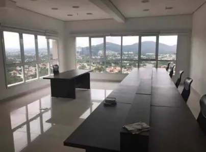 Sala Comercial à venda, 80m² no Sítio Tamboré Alphaville, Barueri
