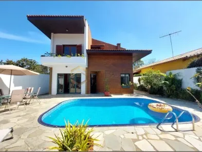 Casa com 3 Quartos à venda, 348m² no Jardim Santa Helena, São Paulo