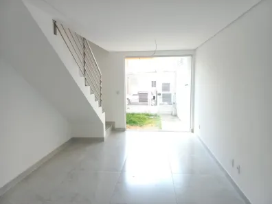 Casa com 2 Quartos à venda, 90m² no Planalto, Belo Horizonte
