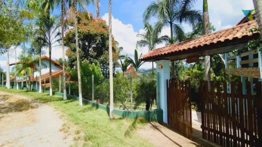 Fazenda/Sítio com 4 Quartos à venda, 2100m² no Centro, Igaratá