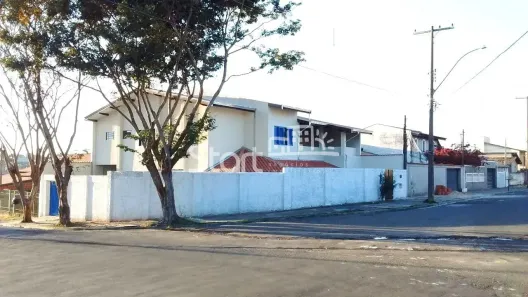 Sobrado com 5 Quartos à venda, 325m² no Jardim Amoreiras, Campinas
