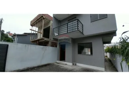 Casa com 4 Quartos à venda, 152m² no Maravista, Niterói