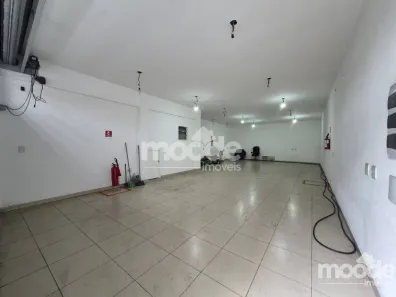 Ponto Comercial para alugar, 198m² no Jardim Ivana, São Paulo