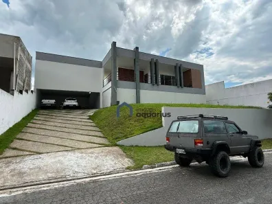 Casa de Condomínio com 3 Quartos à venda, 500m² no Jardim Terras de Santa Helena, Jacareí