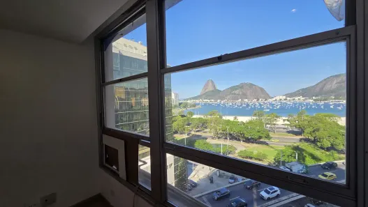 Apartamento com 4 Quartos para alugar, 190m² no Botafogo, Rio de Janeiro