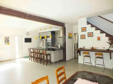 Sobrado com 4 Quartos à venda, 312m² no Santo Amaro, São Paulo