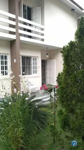 Casa de Condomínio com 2 Quartos à venda, 66m² no Balneário Copacabana, Caraguatatuba
