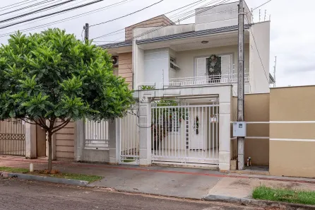 Casa com 3 Quartos à venda, 180m² no Jardim Burle Marx, Londrina