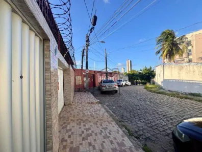 Casa com 3 Quartos à venda, 200m² no Barro Vermelho, Natal