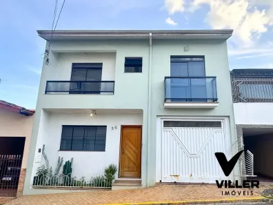 Casa com 3 Quartos à venda, 128m² no Centro, Socorro