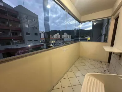 Apartamento com 3 Quartos para alugar, 90m² no Garcia, Blumenau