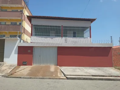 Casa com 4 Quartos à venda, 180m² no Lourival Parente, Teresina