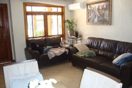 Casa de Condomínio com 3 Quartos à venda, 99m² no Cavalhada, Porto Alegre