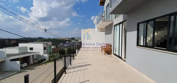 Casa com 3 Quartos à venda, 300m² no São Pedro, Juiz de Fora