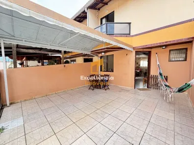 Sobrado com 3 Quartos à venda, 71m² no Centro, Matinhos