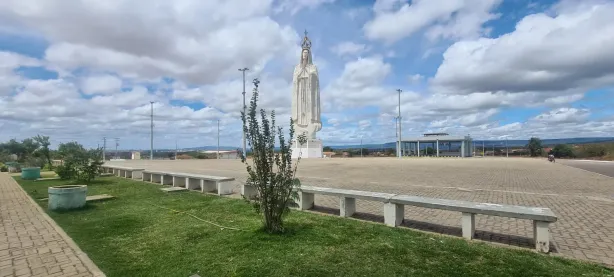 Lote/Terreno com 1 Quarto à venda, 300m² no Muriti, Crato