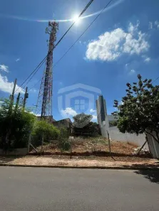 Lote/Terreno à venda, 330m² no Parque Jardim Europa, Bauru